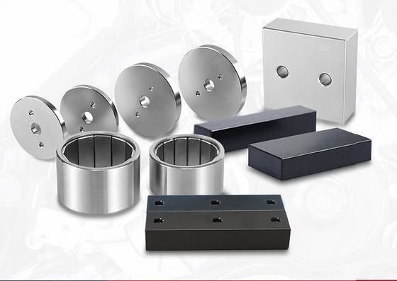 2000w 3000w Неодимовый магнит железного бора высокоточное закрытое волоконное лазерное режущее устройство